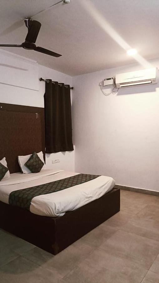 Baga Beach Exotica Hotel Ngoại thất bức ảnh